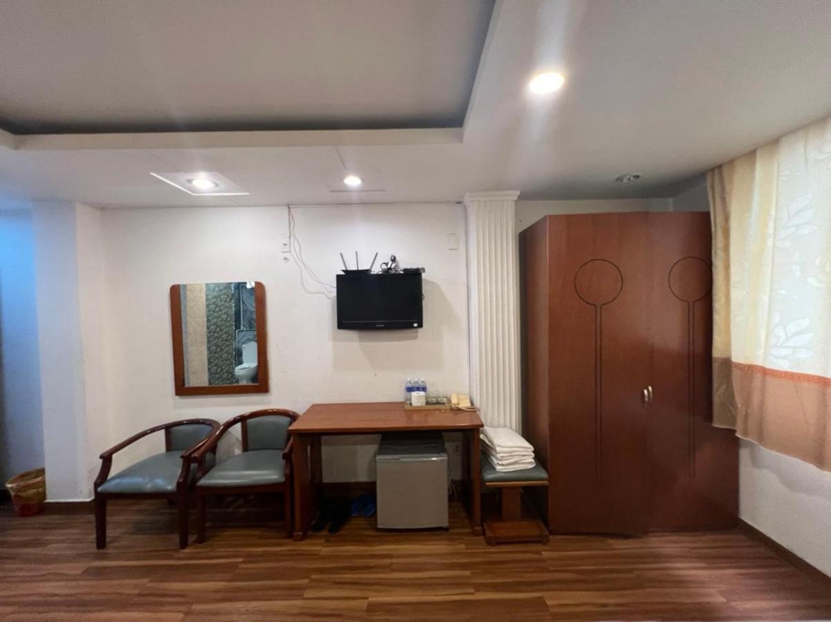 Nouveau Happy Inn - Ben Thanh — Photos 1